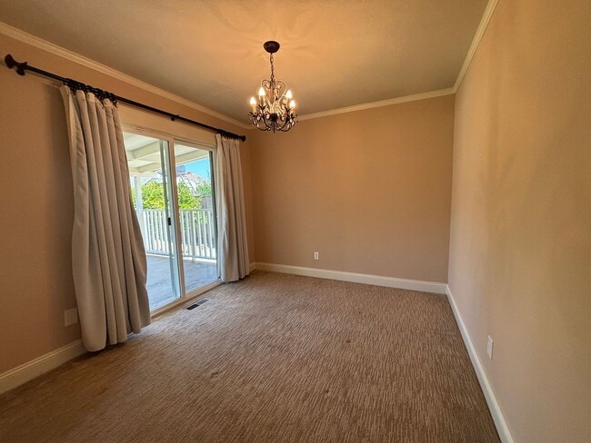 Building Photo - Historic Charm, Modern Comfort | 4BR +Bonu...
