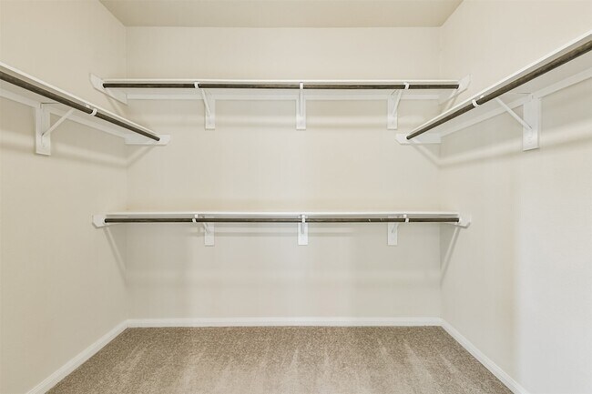 Building Photo - 12638 Silver Winter Trl