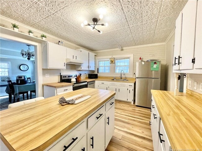 Building Photo - 2232 Adcock Rd