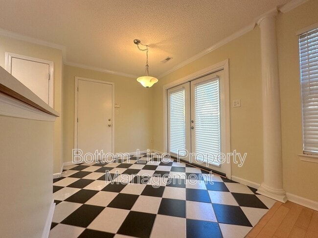 Building Photo - 131 Camforth Dr