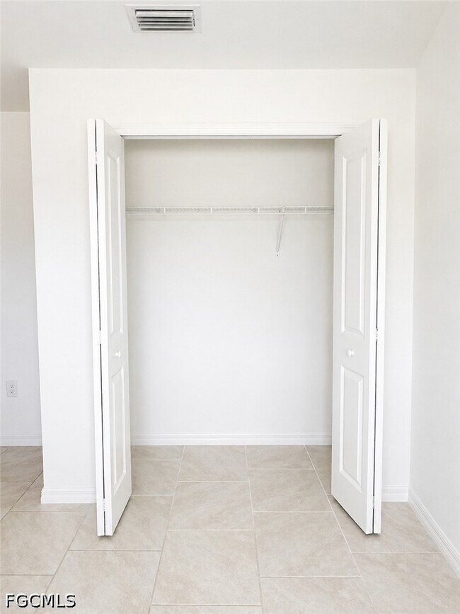 Building Photo - 4117 San Clemente Ct