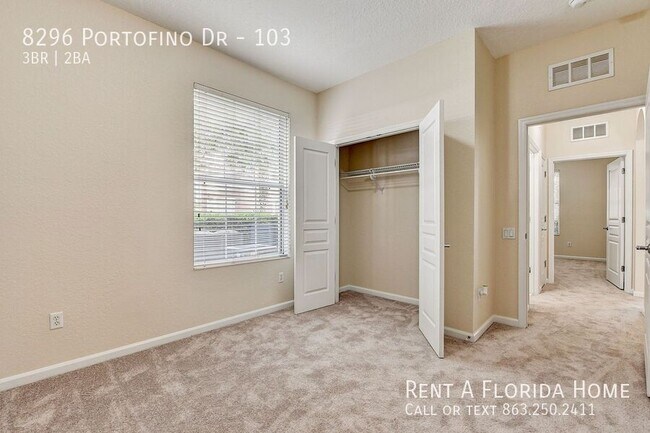 Building Photo - 8296 Portofino Dr