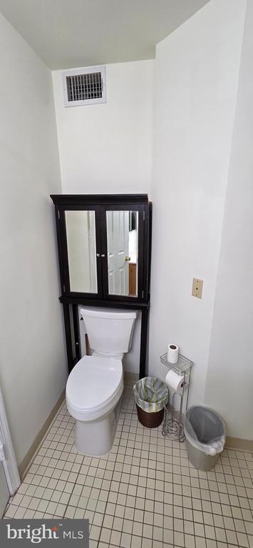 Building Photo - 7005 Birkenhead Pl