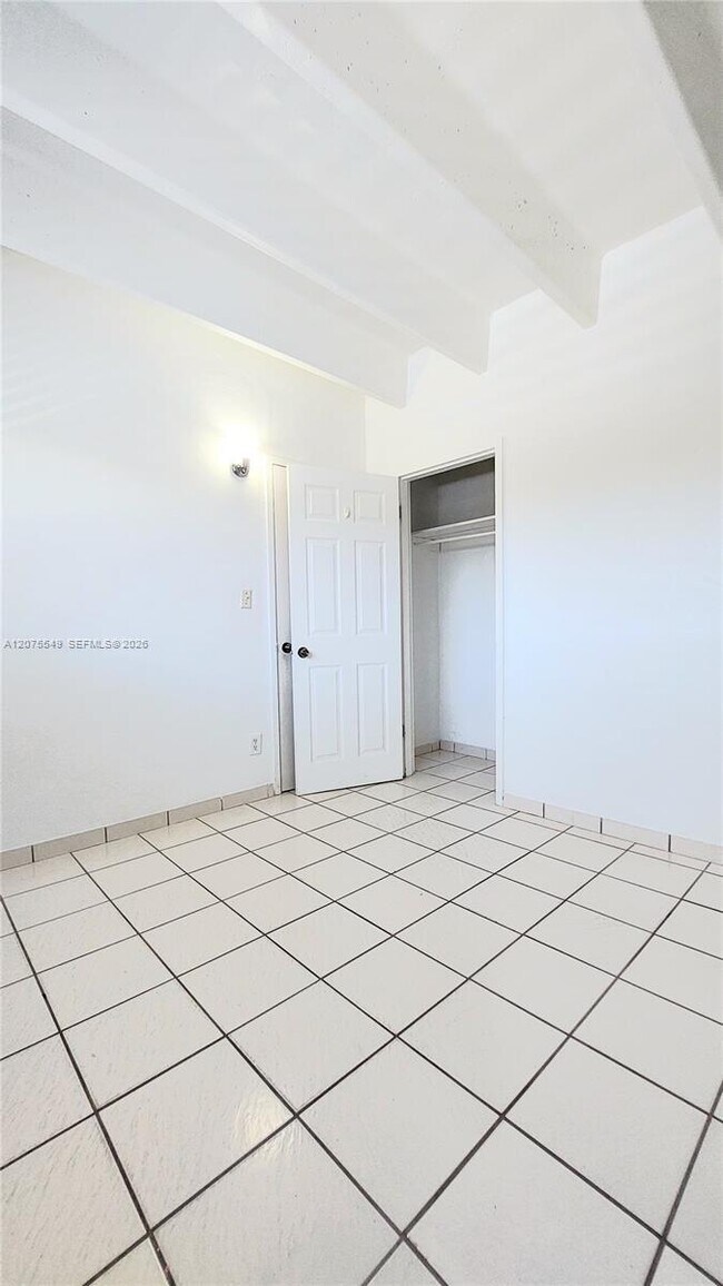 Building Photo - 21910 SW 118th Ct
