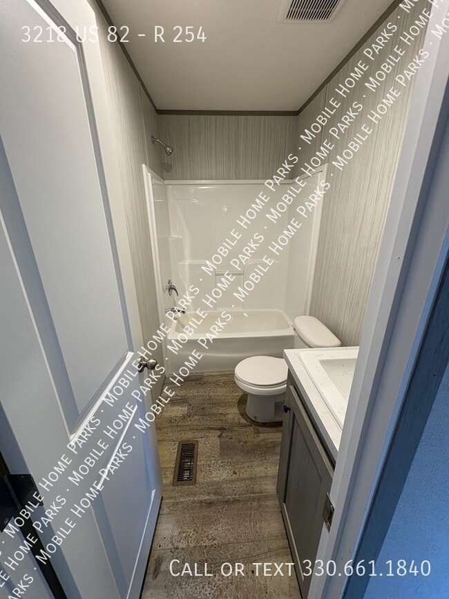 Building Photo - 3218 OH-82