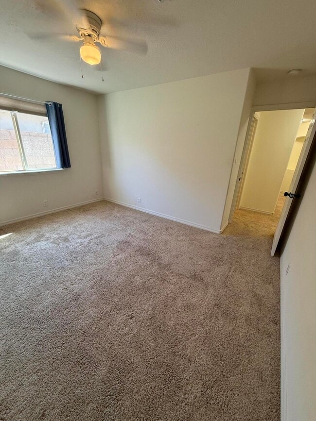 Building Photo - 8319 Santa Clarita St NE