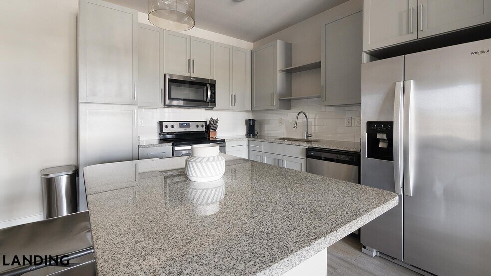 Building Photo - 65 Sentosa Dr