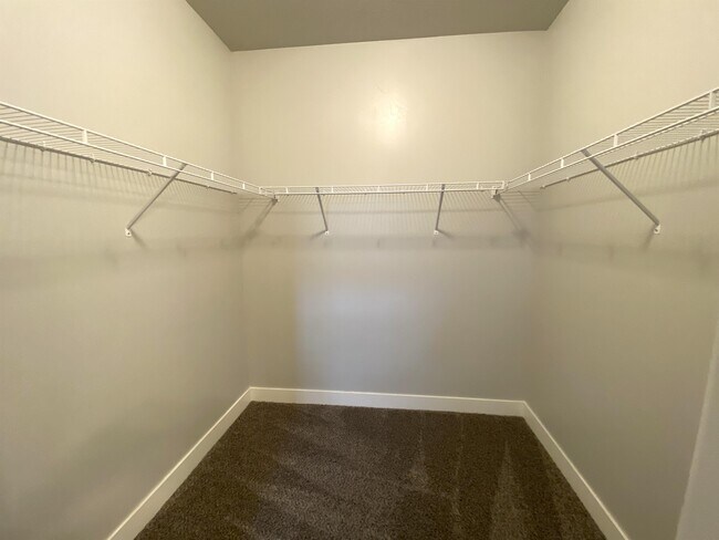 Building Photo - 4216 McKellen Dr