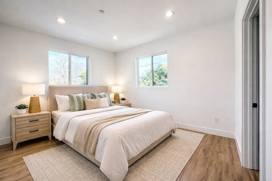 Building Photo - 3918 Brighton Ave