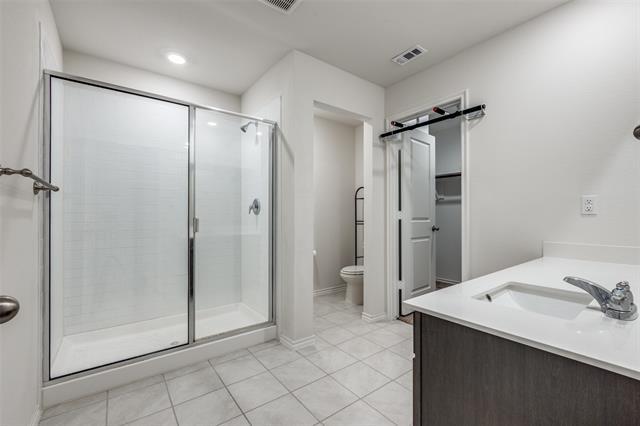 Building Photo - 309 Patina St