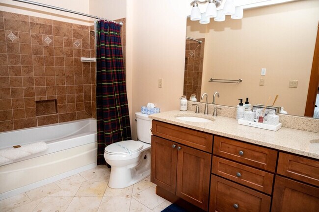 Building Photo - 196 Black Mountain Rd