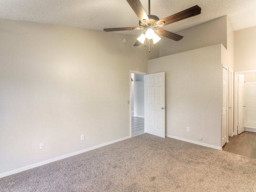 Building Photo - 1247 Holly Springs Cir