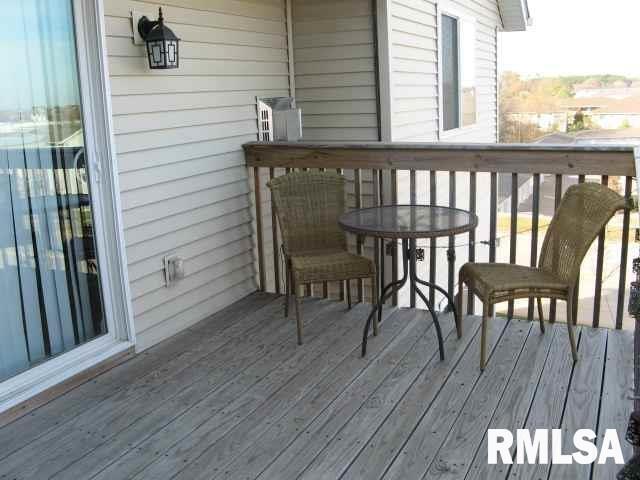 Building Photo - 641 E 46th St