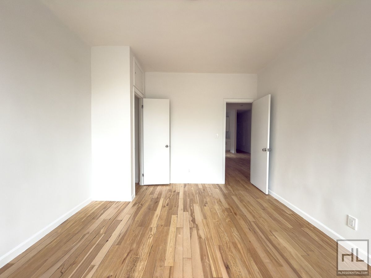 Building Photo - NOSTRAND AVENUE / Renovated 3-bed, 1-bath ...