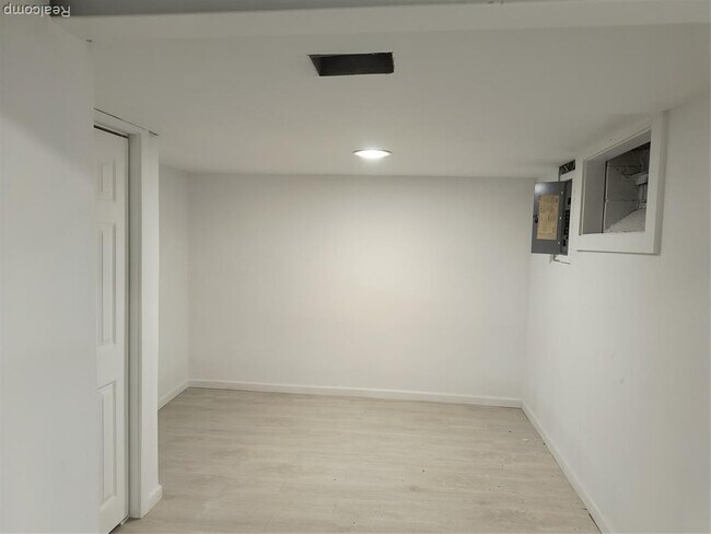 Building Photo - 19650 Buffalo St