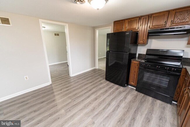 Building Photo - 11700 San Domingo Rd