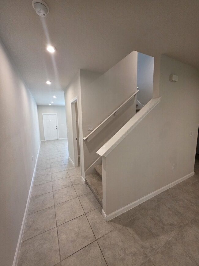 Building Photo - 12040 Grizzly Ln