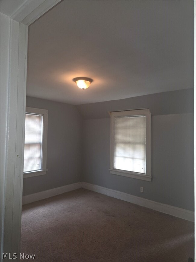 Building Photo - 3609 Normandy Rd