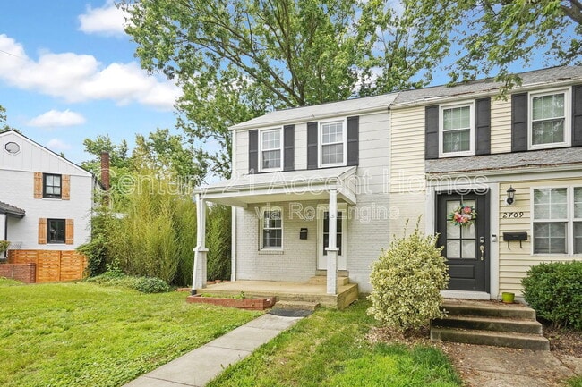 Building Photo - 2707 Jefferson Dr