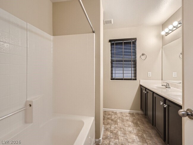 Building Photo - 6136 Carter Caves Ave