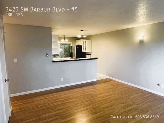 Building Photo - 3425 SW Barbur Blvd