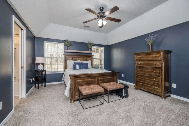 Building Photo - 50 Murrah Rd Ext