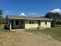 Building Photo - County Living- 1 mile from Hwy 380