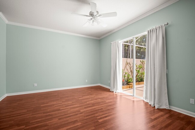 Building Photo - 3 Bedroom Single Family Home for Rent in I...