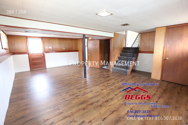 Building Photo - 108 Brentwood-