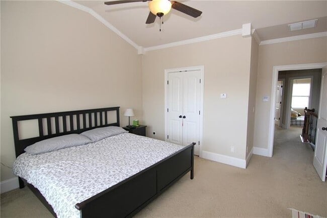 Building Photo - 1660 Jardin Ct