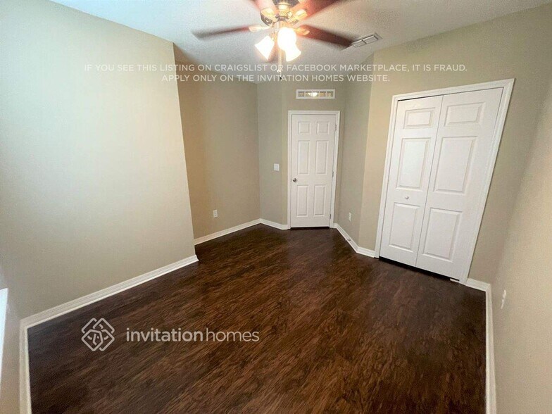 Building Photo - 13345 Blake Dr