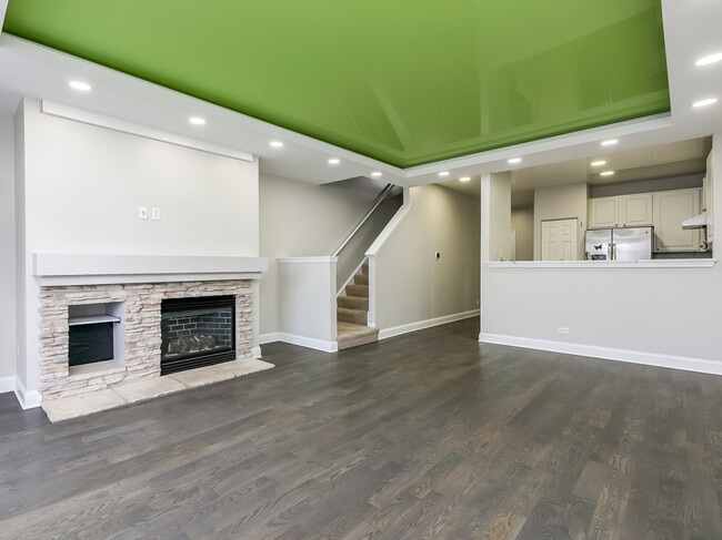 Building Photo - 2331 Overlook Ct