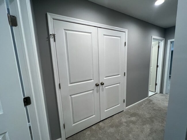 Building Photo - Awesome 3 bedroom 1.5 bath in Lower Macung...