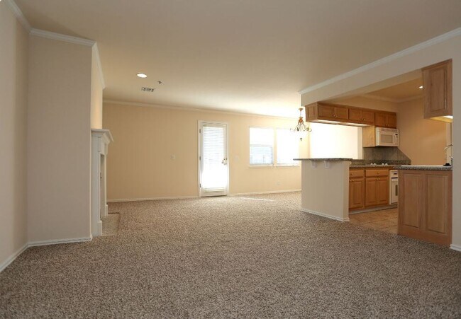 Building Photo - Enjoy the best of both worlds with our affordable luxury 1-bedroom apartments