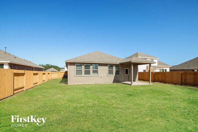Building Photo - 26028 Babe Ruth Dr