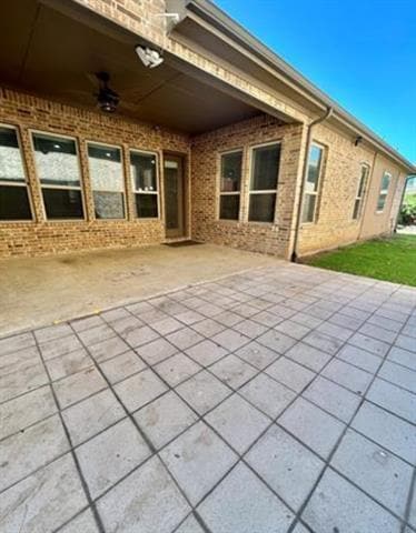 Building Photo - 526 Evergreen Dr