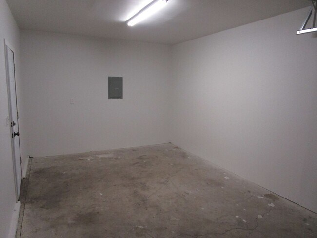 Building Photo - 0567