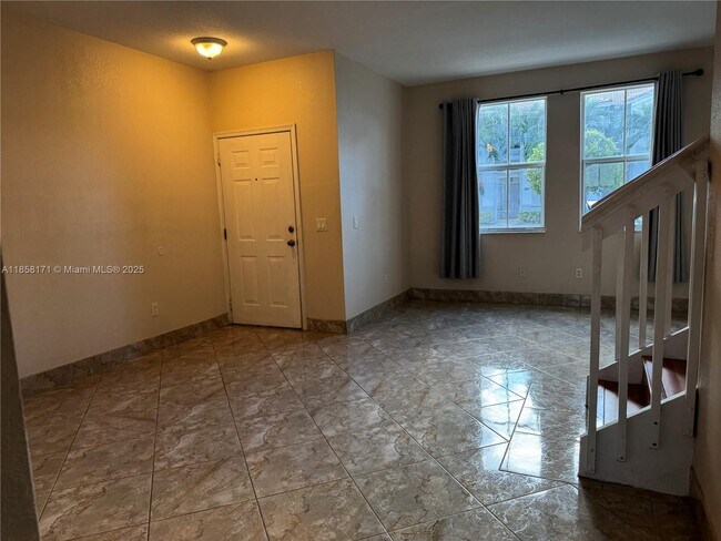 Building Photo - 4249 SW 157th Ave