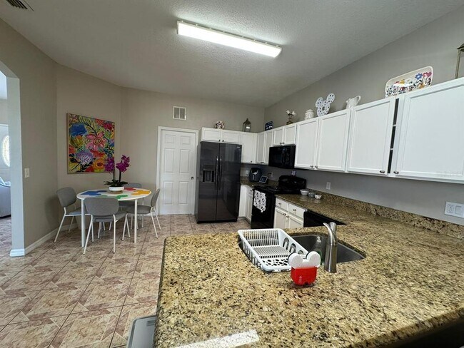 Building Photo - 2526 Jasmine Trace Dr