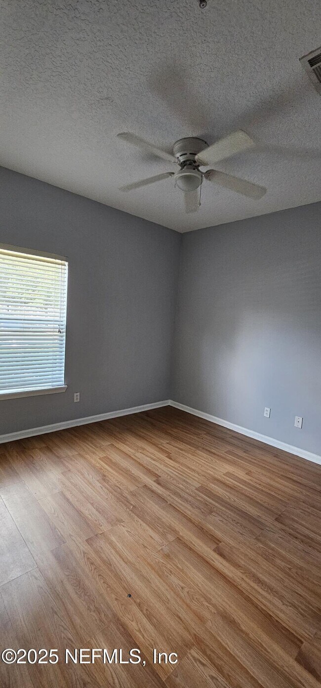 Building Photo - 3690 Kirkpatrick Cir