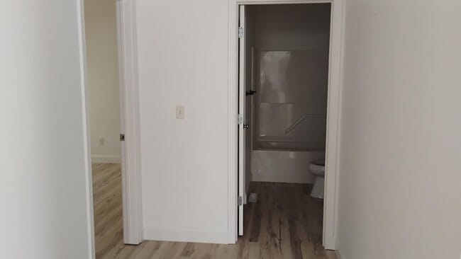 Building Photo - 1701 E Amber Ln