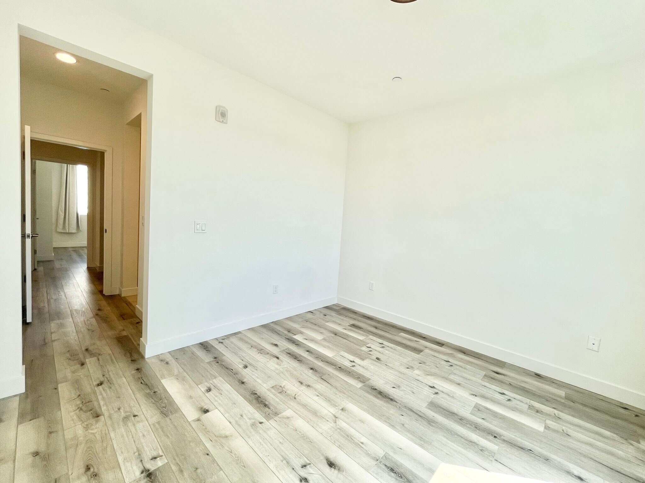 Building Photo - 2374 Filbert St