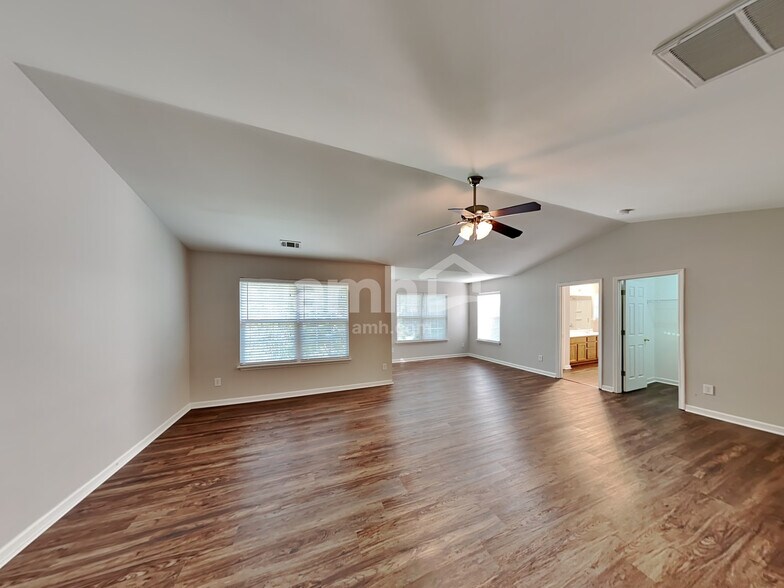 Building Photo - 11203 Tristan Ct