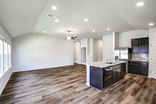 Building Photo - 21202 Palomino Cove