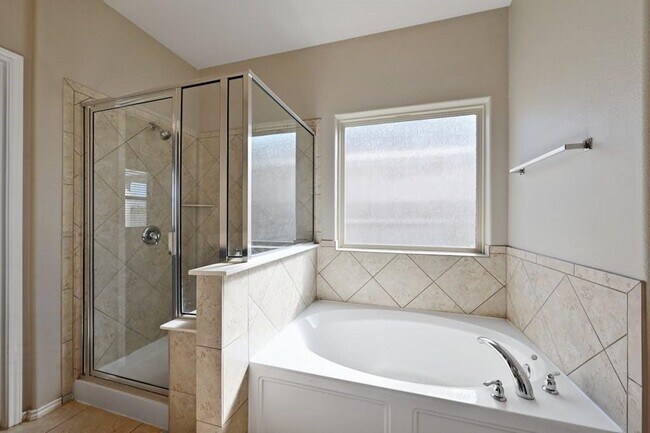Building Photo - 374 Wincliff Dr