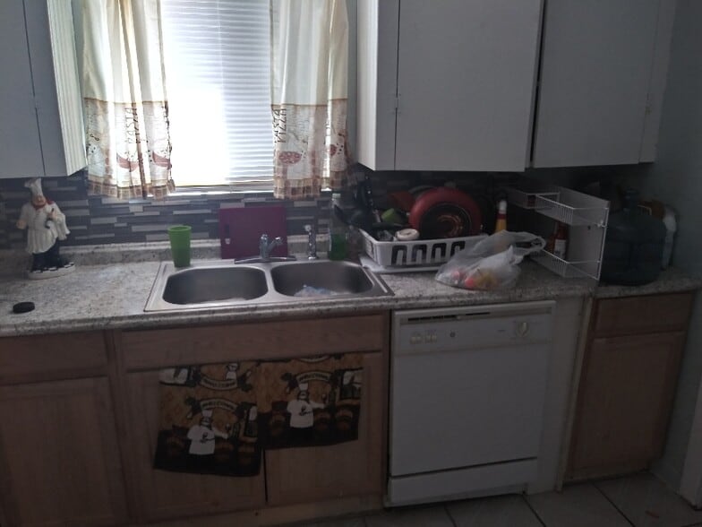 Building Photo - 346 E Murphy St