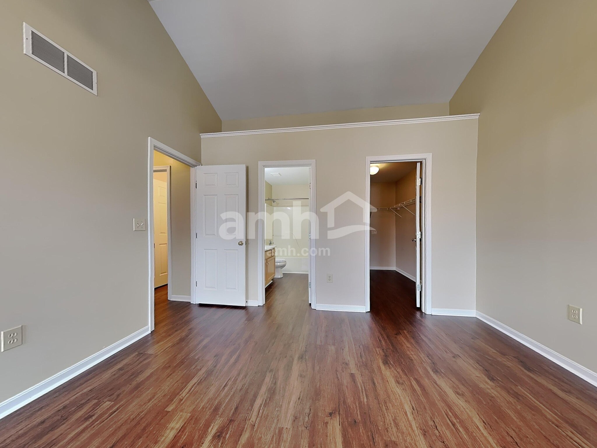 Building Photo - 2618 Spring Mill Pl