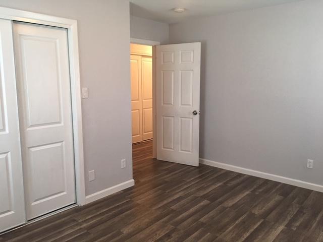 Bedroom 2 - 510 W Oak St