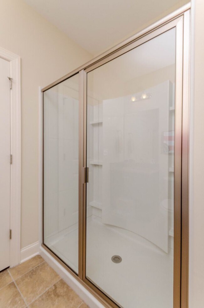 Building Photo - 255 Mimosa Dr