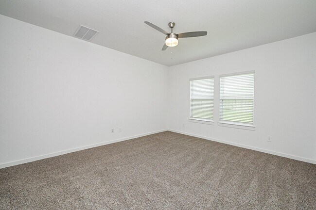 Building Photo - 29946 Gallatin River Ln